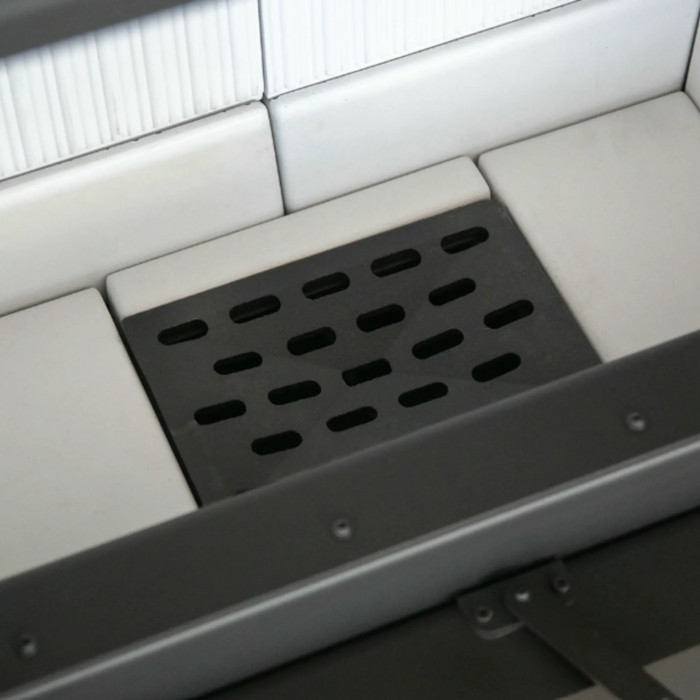 Kominek powietrzny stalowy KRATKI LUCY 14 kW Ø 200